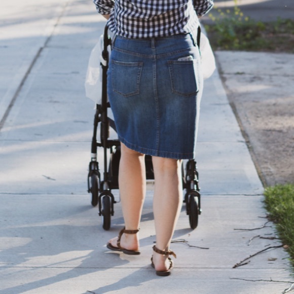 J Crew denim pencil skirt with with front copper buttons - Picture 12 of 12